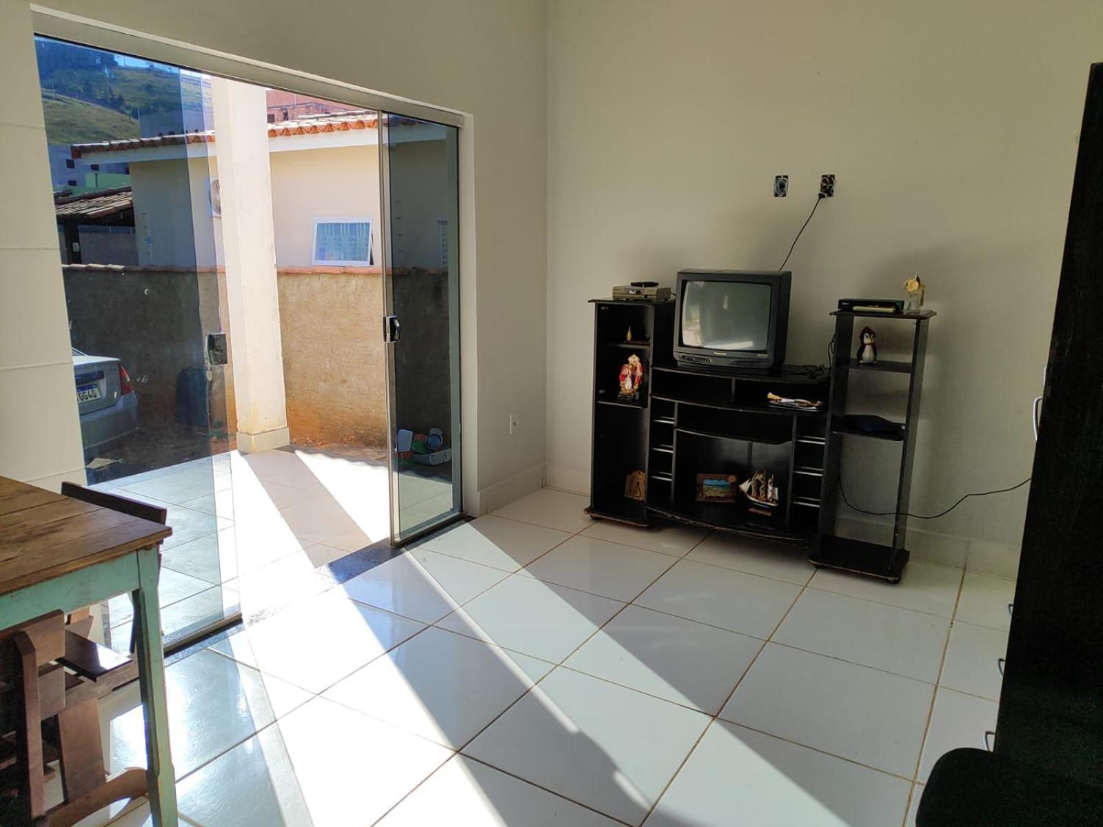 Capitólio Casa Espacosa Em Frente A Pracinha מראה חיצוני תמונה